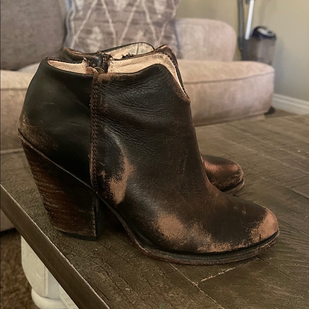 Freebird Detroit Booties
Freebird by Steven - Picture 6 of 16